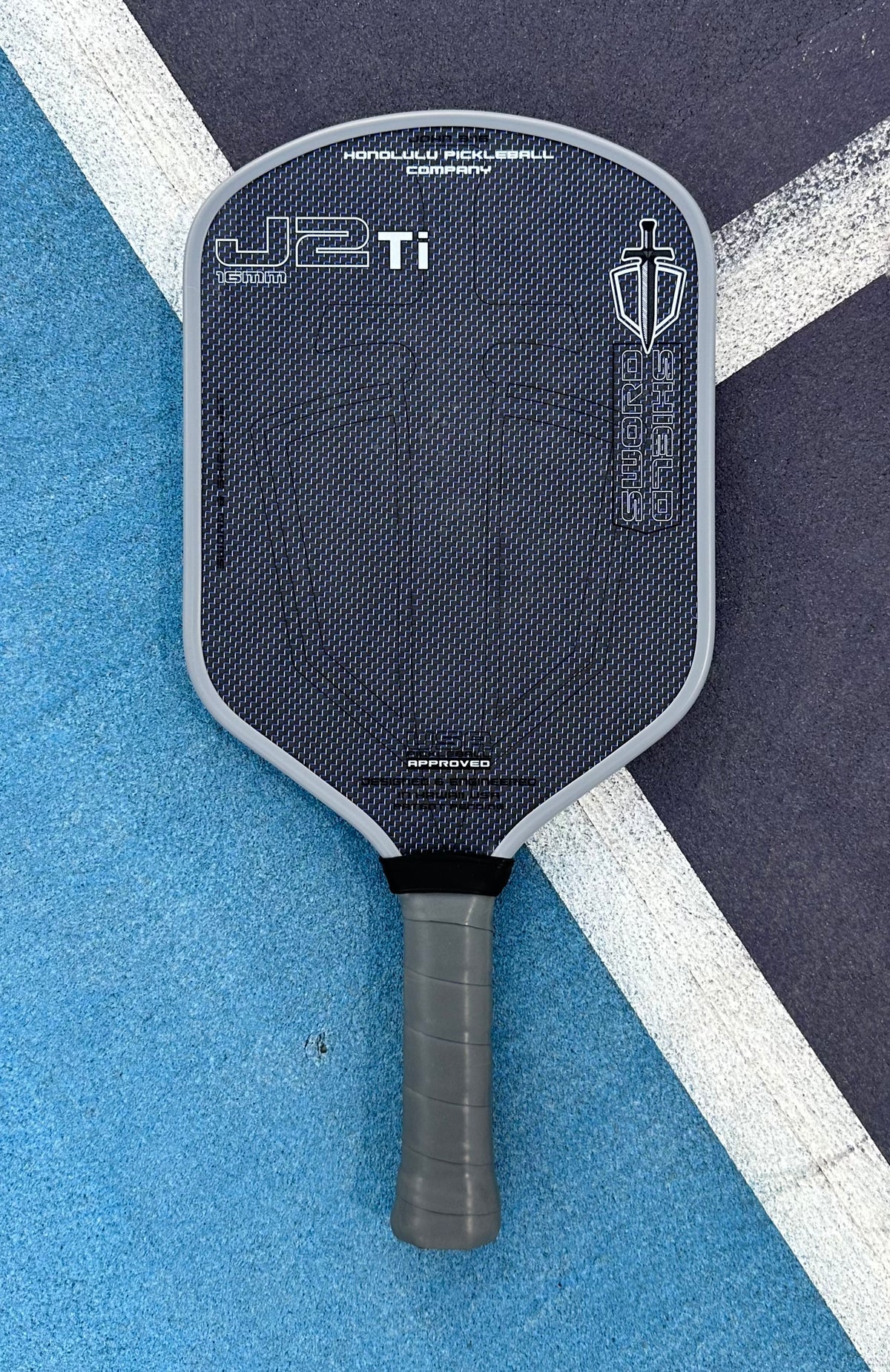 Honolulu Sword & Shield J2Ti pickleball paddle