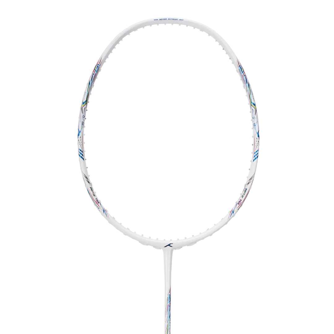 Hundred Battle 700 badminton racket