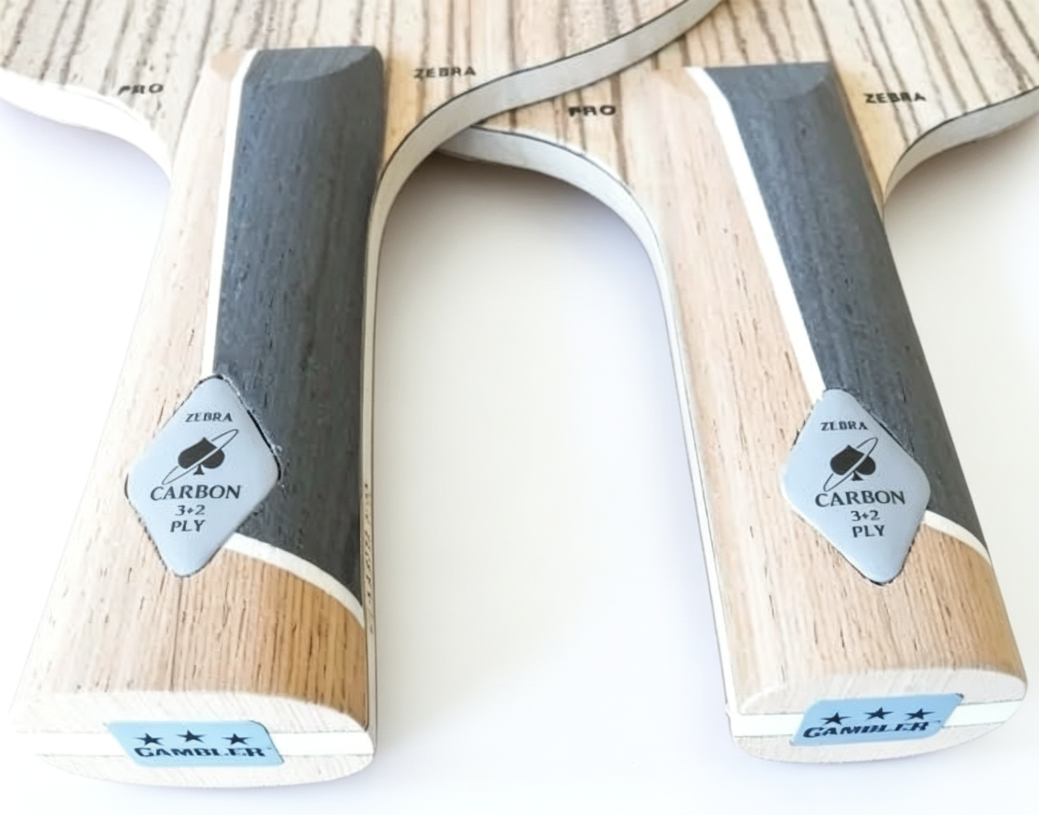 Raquete de tênis de mesa Gambler Exotic Zebrawood IM8 Carbon, foto 2